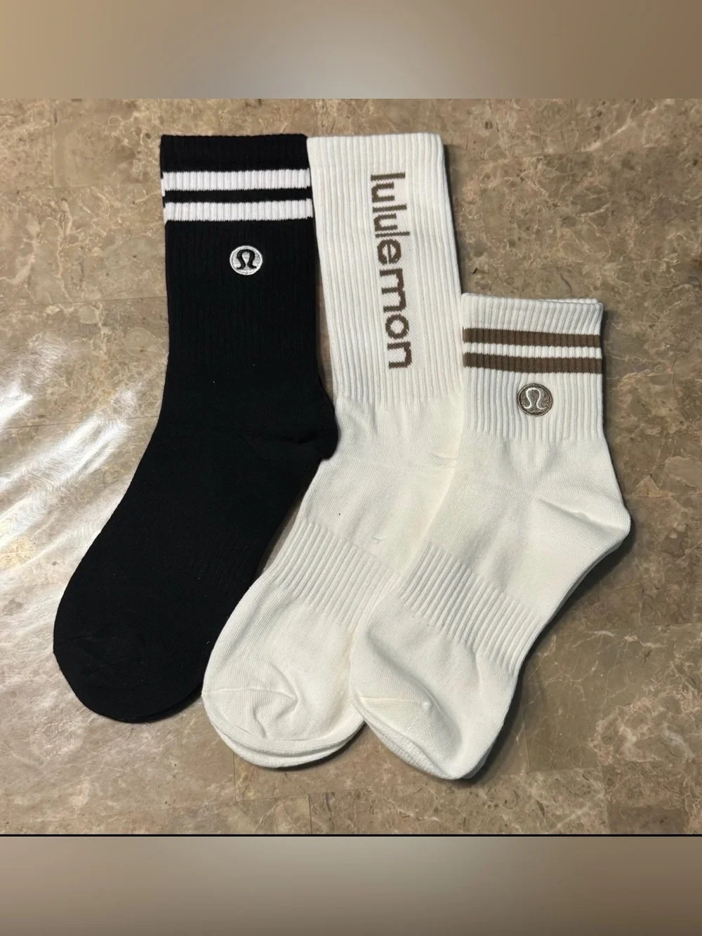 New Women’s Lululemon Athletica Socks  3 pairs Size Medium  Socks stretch
